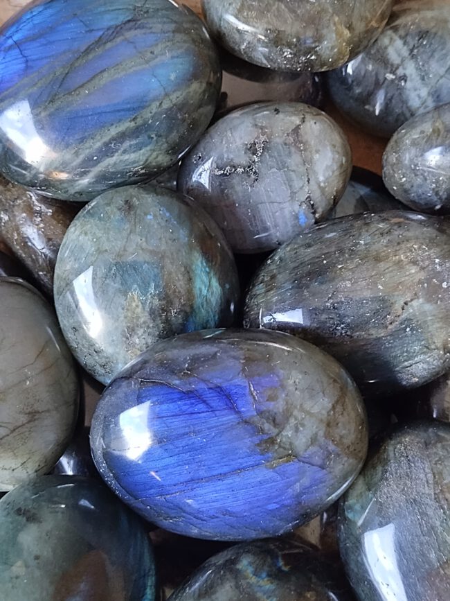 Foto van de edelsteen labradoriet